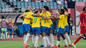 Quando assumiu a seleção brasileira de futebol feminino? Com Show De Marta Brasil Goleia A China Em Sua Estreia Nos Jogos Olimpicos Lance