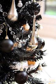 Black And Gold Christmas Tree Ideas Black Christmas Tree Very Elegant Modern Christmas Tree Gold Christmas Tree Silver Christmas Tree