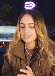 jeśli za kimś tęsknicie, dajcie tej osobie koniecznie teraz znać <3