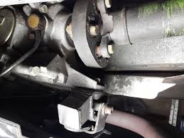 Schaltstöße beim schalten oder ein schlagen im antriebsstrang zwischen zug und schubbetrieb sind typische symptome. Hardyscheibe Und Kardanwelle