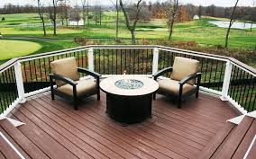 Lower Deck With Firepit Table Trex Furniture Chairs Backyard Patio Furniture Backyard Inspiration Backyard Patio