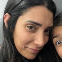 Effie Stark's Instagram, Twitter & Facebook