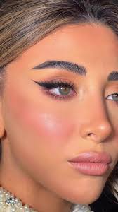 ✨ Stunning eye glam by @niloofar_makeupartist! 🌟 Rich shadows, sharp  wings, and the perfect shimmer—this look is pure magic. Ready to turn  heads? 💖 , Get inspired with Beth Bender Beauty for all ...