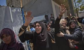 اللهجة الفلسطينية هي إحدى اللهجات العربية العامية تتبع طائفة اللهجات الشامية الجنوبية، ويتحدث بها أهل فلسطين بشكل عام (ما عدا في صحراء النقب فهم يتحدثون لهجة بدو سيناء و النقب ، و الدروز لهجتهم من قسم اللهجات الشامية الشمالية). ÙÙ„Ø³Ø·ÙŠÙ†ÙŠØ§Øª Ø¹Ø±Ø¨ 48 Fictional Characters Character John