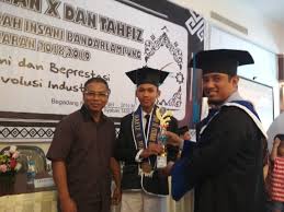 Yaitu seperti rasulullah diajarkan untuk membaca al quran oleh malaikat jibril. Smp Islam Terpadu Fitrah Insani Gelar Wisuda Angkatan Dan Tahfiz