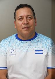 HONOR A QUIEN HONOR MERECE