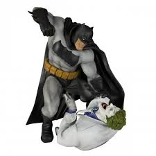 Kotobukiya The Dark Knight Returns Batman Vs Joker Artfx Statue Hunt The Dark Knight Kotobukiya Http Ww Batman The Dark Knight Dark Knight Returns Batman