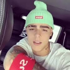 Edgar Vi's Instagram, Twitter & Facebook