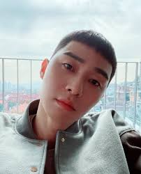 Itaewon keullasseu) is a 2020 south korean television series starring park seo joon, kim da mi, yoo jae myung and nara. Itaewon Class Park Seo Joon Baekseiroi Perfect Transform