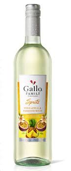 Creator giuseppe gallo conceived the new concoction using a combination of a recipe found in a book that dates back to. Verkostung Pineapple Passionfruit Spritz Von Gallo Family Tutti I Sensi