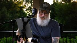 Live Music: Andy Rueter