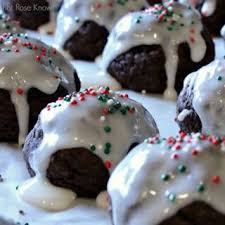 Italian Chocolate Cookies Recipe Yummly Recipe Italian Christmas Cookie Recipes Italian Christmas Cookies Cookies Recipes Christmas