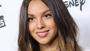 All users get a maximum of 2 posts per day to help prevent oversaturation in this subreddit. Olivia Rodrigo Adores Glowing And Perfect Billie Eilish