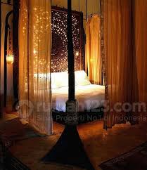 Dalam desain rumah minimalis, sebuah kamar tidur yang romantis akan memperlihatkan suasana hangat dan mengundang, juga akan membuat suasana menenangkan bagi jiwa anda yang lelah. 15 Desain Kamar Tidur Romantis Dijamin Bikin Pasangan Makin Lengket Rumah123 Com