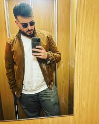 Andrea Cucciniello (@andreacucciniello33) • Instagram photos and ...