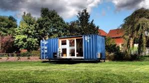 Schiffscontainer Haus So Baut Ihr Seecontainer Zu Einem Tiny House Um In 2020 Schiffscontainer Haus Seecontainer Hauser Seecontainer