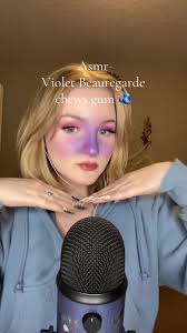 Violet Beauregarde Chewing Gum Latto