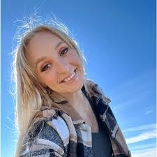 Jill Fultz's Instagram, Twitter & Facebook