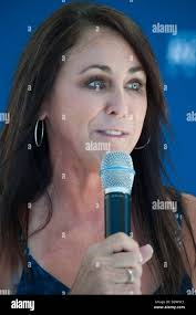 Kat 5 hi-res stock photography and images