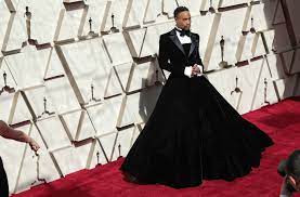 The tony award winner is showing us what it looks like to be fierce, fabulous and nearly 50 with the help of his stylist, sam ratelle, whose telling us how it all comes together. Billy Porter S Journey To Red Carpet Style Icon