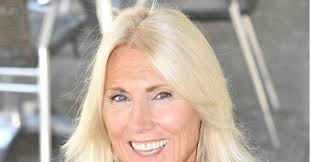 Gard: Sara en appelle au "front républicain" et aux abstentionnistes pour  battre le FN