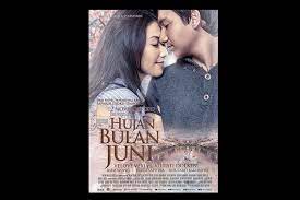 Hujan bulan juni adalah sebuah film indonesia tahun 2017. Sinopsis Film Hujan Di Bulan Juni Dibintangi Velove Vexia Segera Di Netflix Halaman All Kompas Com