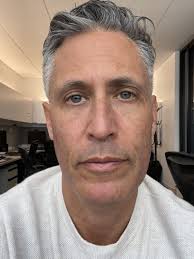 Eric Tavel's Instagram, Twitter & Facebook