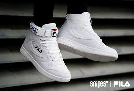 Pin En Sneakers