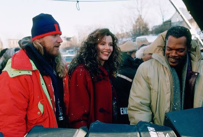 Smiling Queen Geena Davis » ShotOnWhat? Behind the Scenes