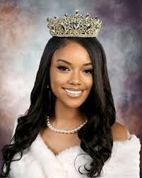 Young Ladies of NOLA debuts 19 at 'Debs' Universities' ball