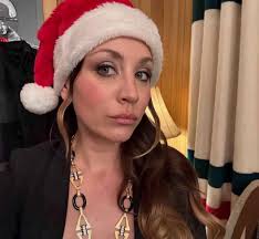 Kaley Cuoco's smile lights up every room! #BeautifulKaley"