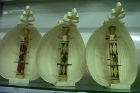 Musik ini berasal dari nusa tenggara timur, di pulau rote. 8 Daya Tarik Sasando Souvenir Dari Pulau Rote