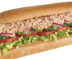 Have you ever tried new york's famous subway sandwich?! Subway S Tuna Sandwich Promotes Sustainable Message Qsr Magazine
