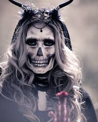 El talento de mis clientas siempre me llena el corazón! 💖✨** Hoy les  comparto con mucho cariño las fotos que me envió mi amiga y clienta **Carmen  Monroy**, quien quedó espectacular con