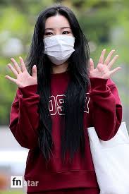 Wheein in talks with rbw while hwasa finally renews contract (wheein instagram) for mamamoo fans, there is a lot to rejoice as hwasa reportedly renewed her contract with rbw entertainment shutting down possible rumors of mamamoo disbanding. Mamamoo Wheein Pure Blackfooted Beauty