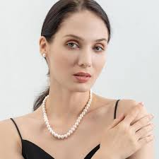YONGMAN Freshwater Cultured Pearl Necklace for Women Includes Stunning 20  inch Pearl Necklace and Gift Box Jewelry for Women: Clothing, Shoes &  Jewelry