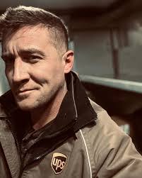 Tim Roy's Instagram, Twitter & Facebook