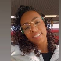 100+ perfis com “Luzzi”