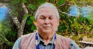 Richard Dingler's Instagram, Twitter & Facebook