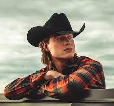 52 Stylish Long Hairstyles For Men Updated August 2021 Long Hair Styles Men Mens Hairstyles Damp Hair Styles