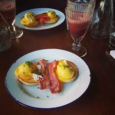 21 Things Everyone Needs To Eat In Manchester Manchester Food Manchester England Manchester Travel