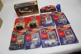 I've always wondered how close the physics modeling in iracing was. Winners Circle Dale Earnhardt Diecast Car Online Shopping