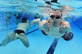 Zehn Wichtige Fragen Zum Coronavirus Einkaufen Urlaub Party Schwimmen Das Mussen Sie Jetzt Wissen Wissen Stuttgarter Zeitung