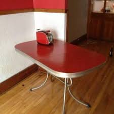 Free Classifieds In Canada Find A Job Buy A Car Find A House Or Apartment Furniture Appliances And More Retro Table And Chairs Finding A House Retro Table