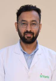 Dr. Manish Ahuja (Fortis Hospital) in Chandigarh Sector 62 Phase  8,Chandigarh