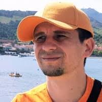 Daniel Leahu's Instagram, Twitter & Facebook