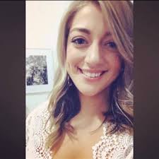 Danielle Blackwell (@Daniblackwell)