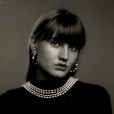 Girl and pearls.. 5x7 paper negative Cooke series iia lens