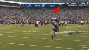 Makes the greatest catch of 2014, and arguably of all time. Odell Beckham Jr Just Made Yet Another Insane One Handed Catch Article Bardown