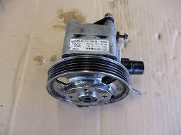 It has a set of retractable vanes that turn inside an oval chamber. Used Bb Volvo V70 2 5 Engine Power Steering Pump Be Forward Auto Parts